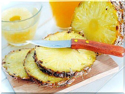 5 benefits of eating pineapple