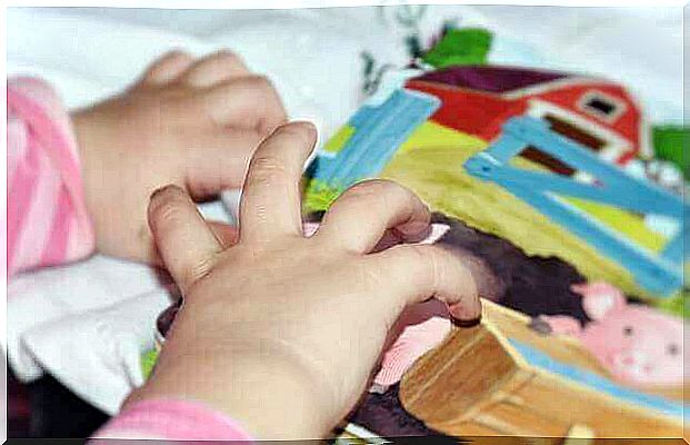 Cards can help children with language difficulties