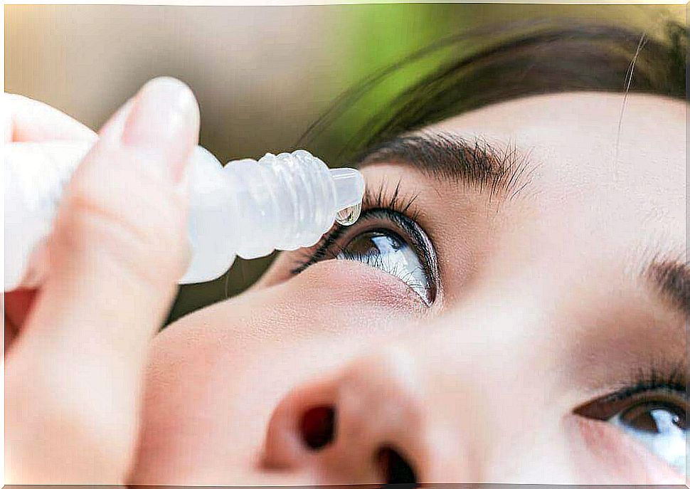 Use eye drops to delay cataract symptoms