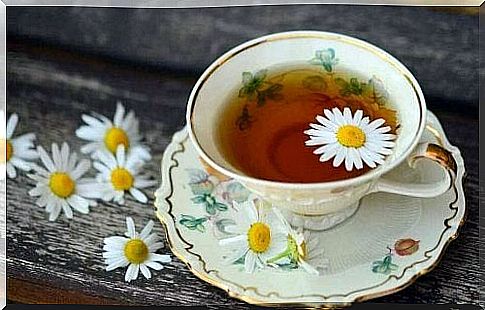 Improve Digestive Problems With Chamomile