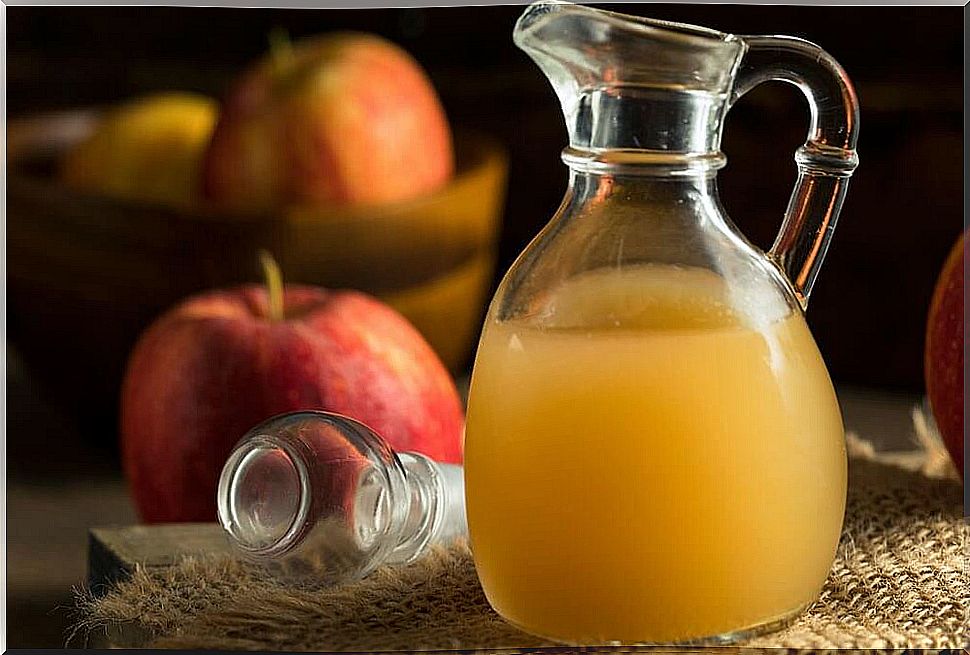Apple cider vinegar for an eye infection