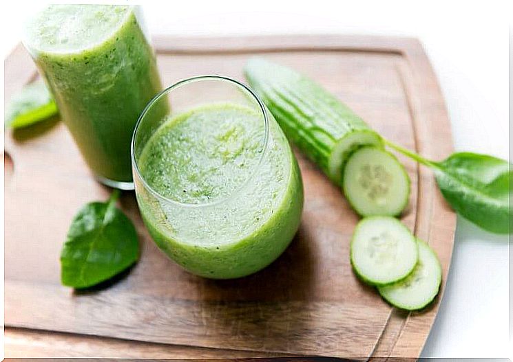 Cucumber juice reduces fluid retention